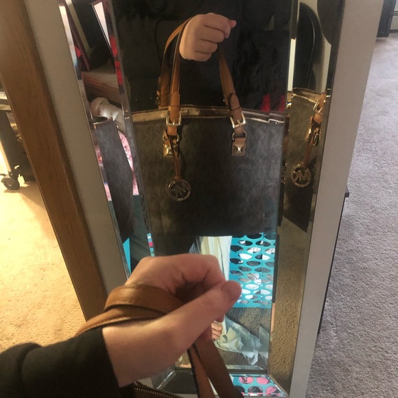 SOLDDD******* - Picture 4 of 4